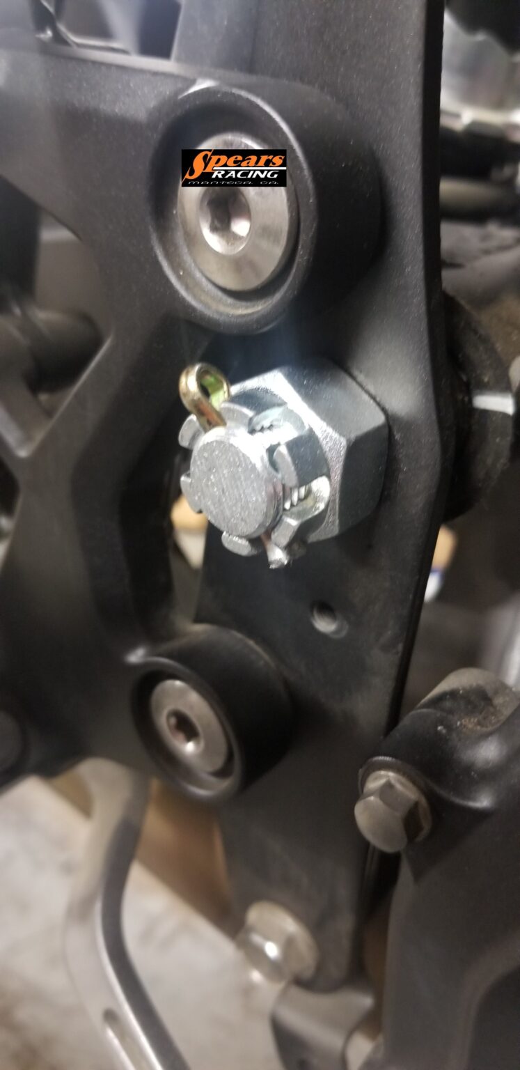 SP400 Swingarm Pivot Bolt Kit Kawasaki Ninja 400 2018/2021